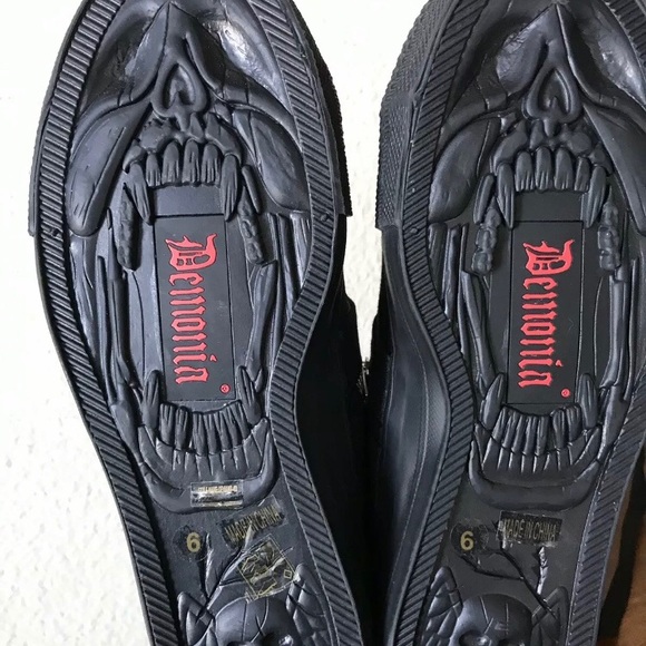 demonia mens shoes